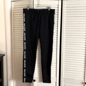 Hollister size M sweats